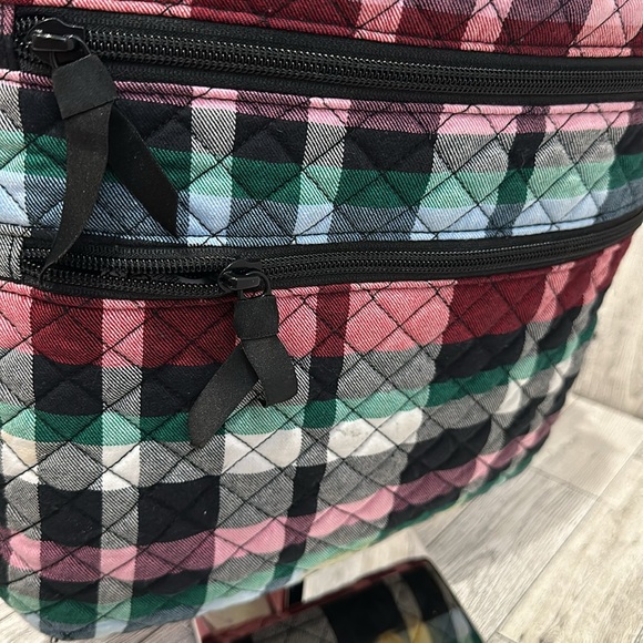 EUC Vera Bradley Crossbody w/adjustable strap - Picture 6 of 7